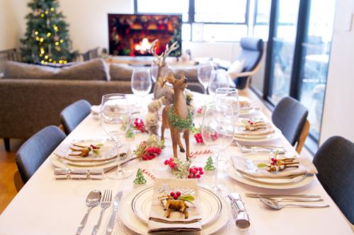  JINGLE BELLS, JINGLE BELLS : BIENVENUE DANS L’AMBIANCE DE NOËL